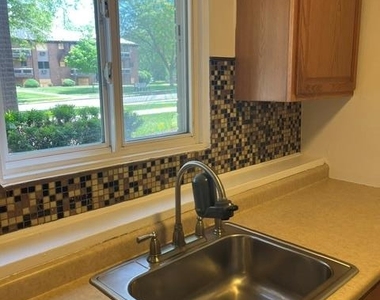 30 Tanager Road - Photo Thumbnail 12