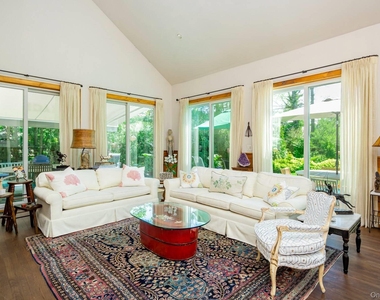 61 Huckleberry Lane - Photo Thumbnail 4