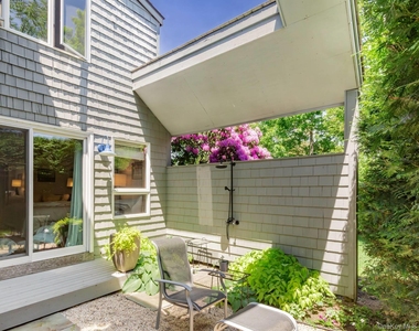 61 Huckleberry Lane - Photo Thumbnail 19