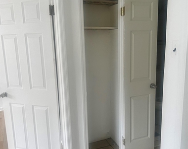 1411 Chandler Street - Photo Thumbnail 8
