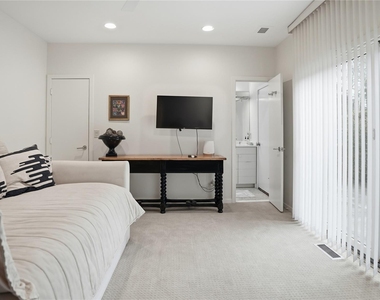 15 Blueberry Lane - Photo Thumbnail 19