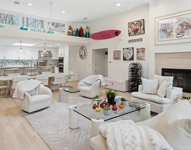 15 Blueberry Lane - Photo Thumbnail 9