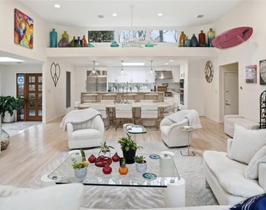 15 Blueberry Lane - Photo Thumbnail 10