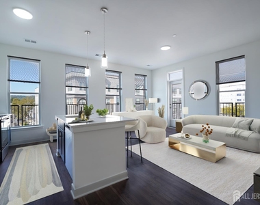 18 West Main Street - Photo Thumbnail 3