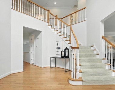 6634 Brawner Street - Photo Thumbnail 13