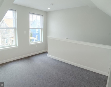 520 East Avenue - Photo Thumbnail 14