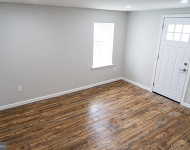 520 East Avenue - Photo Thumbnail 10