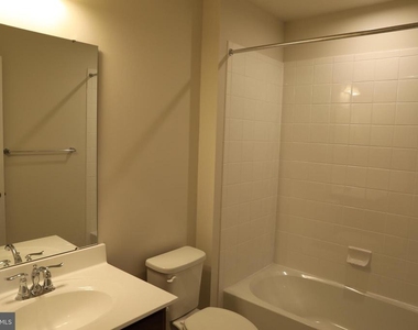 172 Mulberry Drive - Photo Thumbnail 7