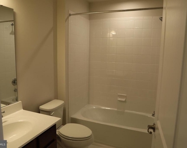 172 Mulberry Drive - Photo Thumbnail 10