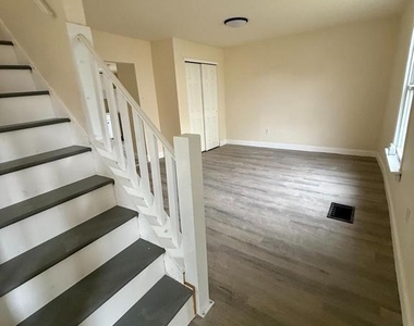 15 Williams Street - Photo Thumbnail 3