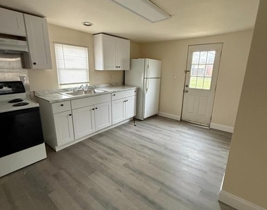 15 Williams Street - Photo Thumbnail 5