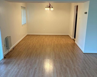 19032 Mills Choice Road - Photo Thumbnail 2