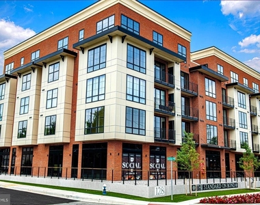 128 N Bond Street - Photo Thumbnail 11