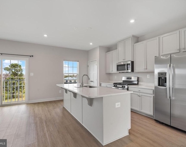 1505 Wilmer Park Lane - Photo Thumbnail 11