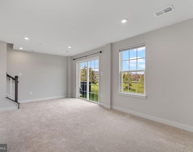 1505 Wilmer Park Lane - Photo Thumbnail 26