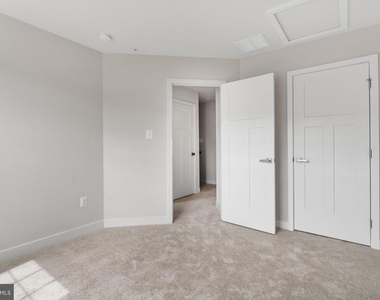 1505 Wilmer Park Lane - Photo Thumbnail 15