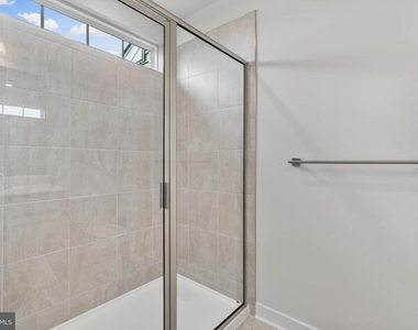 1505 Wilmer Park Lane - Photo Thumbnail 24