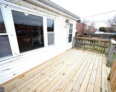 2952 Sollers Point Road - Photo Thumbnail 6