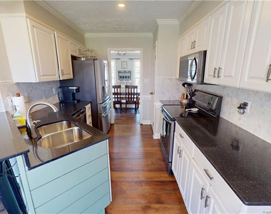 338 Lionshead Road - Photo Thumbnail 7