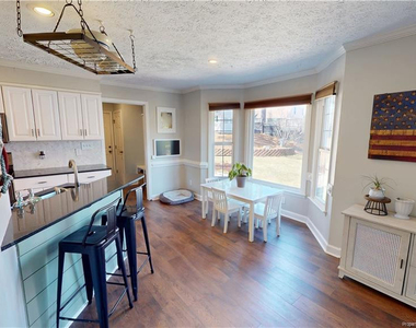 338 Lionshead Road - Photo Thumbnail 9