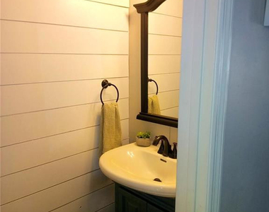 338 Lionshead Road - Photo Thumbnail 16