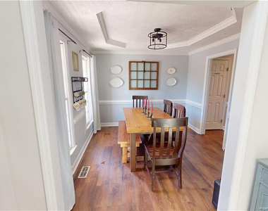 338 Lionshead Road - Photo Thumbnail 4