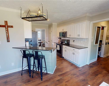 338 Lionshead Road - Photo Thumbnail 8