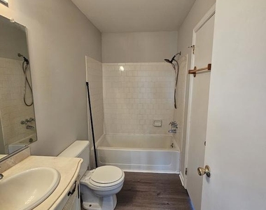 33 Fieldstone Court - Photo Thumbnail 21