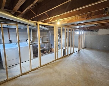 33 Fieldstone Court - Photo Thumbnail 30