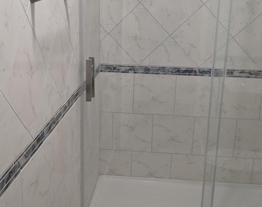 1005 Shades Place - Photo Thumbnail 14