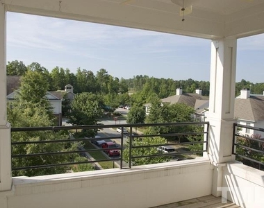 701 Copperline Drive - Photo Thumbnail 8