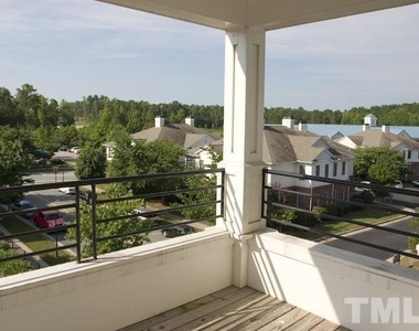 701 Copperline Drive - Photo Thumbnail 10