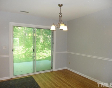 124 Marlowe Court - Photo Thumbnail 4