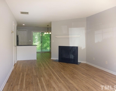 124 Marlowe Court - Photo Thumbnail 1