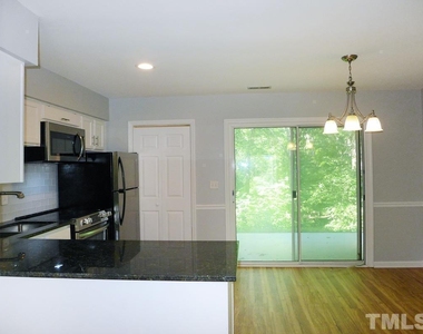 124 Marlowe Court - Photo Thumbnail 5
