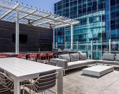 511 Fayetteville Street - Photo Thumbnail 16