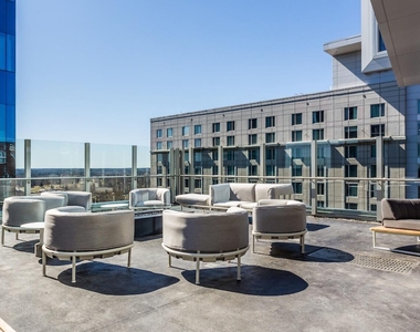 511 Fayetteville Street - Photo Thumbnail 3