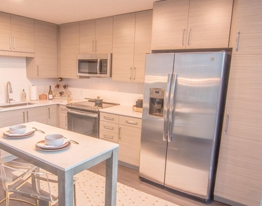 511 Fayetteville Street - Photo Thumbnail 20