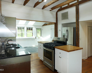 917 Phils Creek Road - Photo Thumbnail 8