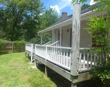 917 Phils Creek Road - Photo Thumbnail 28
