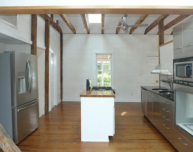 917 Phils Creek Road - Photo Thumbnail 7