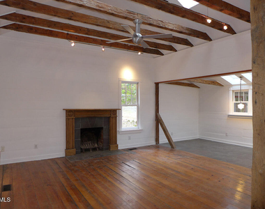 917 Phils Creek Road - Photo Thumbnail 2