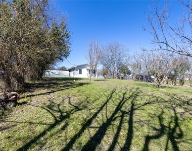 2304 Thrasher Ln - Photo Thumbnail 15