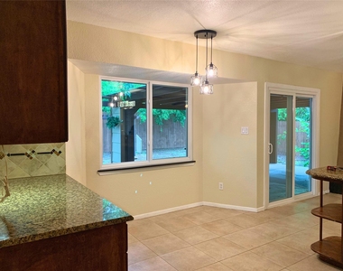 4905 Richmond Ave - Photo Thumbnail 6