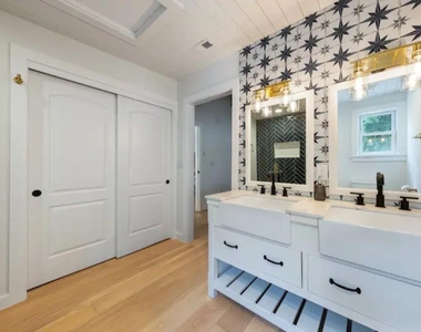 2319 Santa Rita St - Photo Thumbnail 12