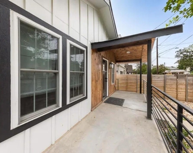 2319 Santa Rita St - Photo Thumbnail 23