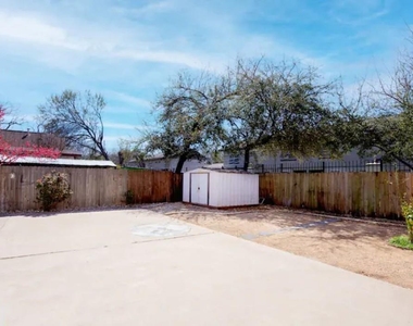 2319 Santa Rita St - Photo Thumbnail 25