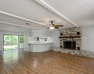 18641 Camino Real - Photo Thumbnail 2