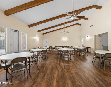 8140 Sutton Place - Photo Thumbnail 33