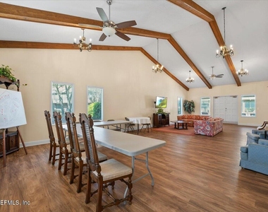 8140 Sutton Place - Photo Thumbnail 35